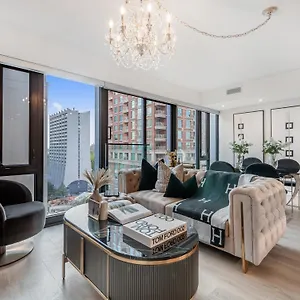  Apartment Yorkville Plaza - Pool & Hot Tub