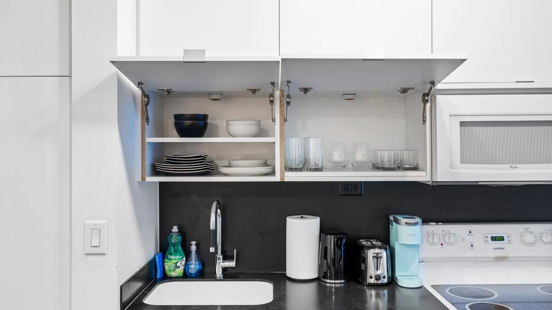 Apartment Charming 2Br Condo Near Cn Tower & Harbourfront Toronto