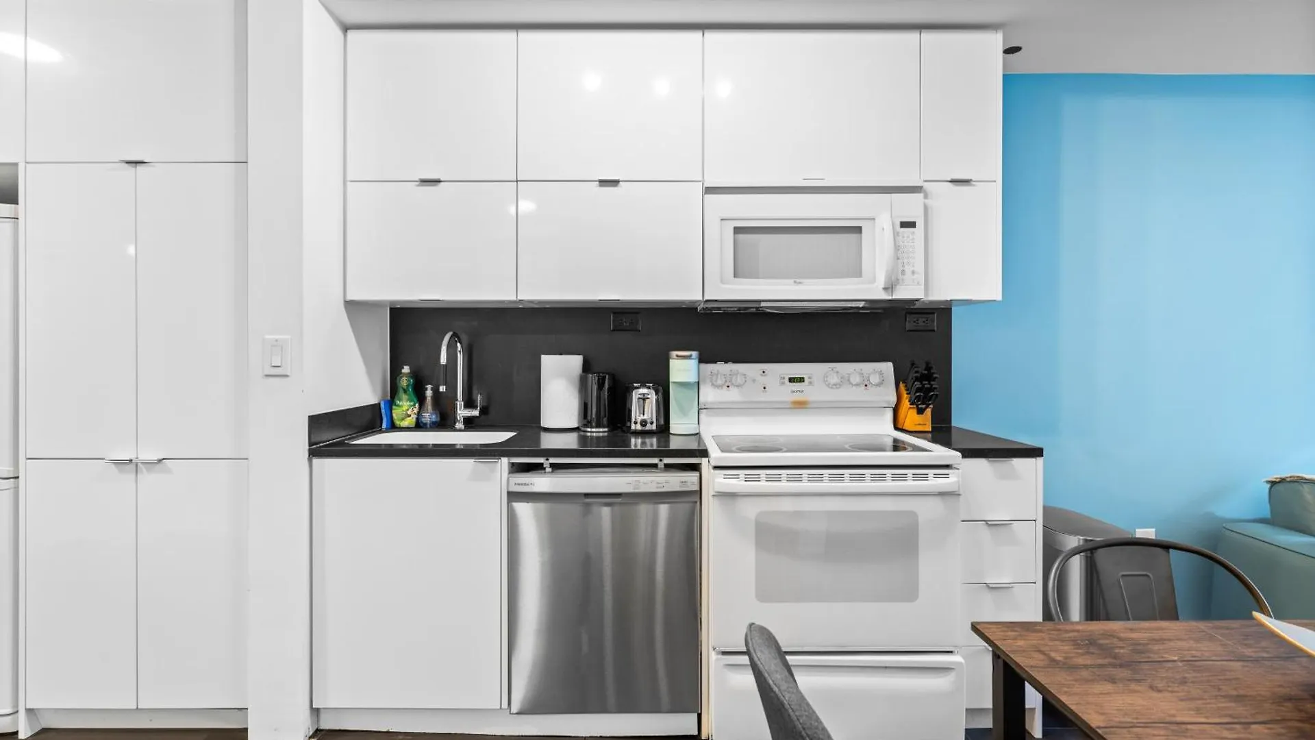 Charming 2Br Condo Near Cn Tower & Harbourfront Toronto 0*,